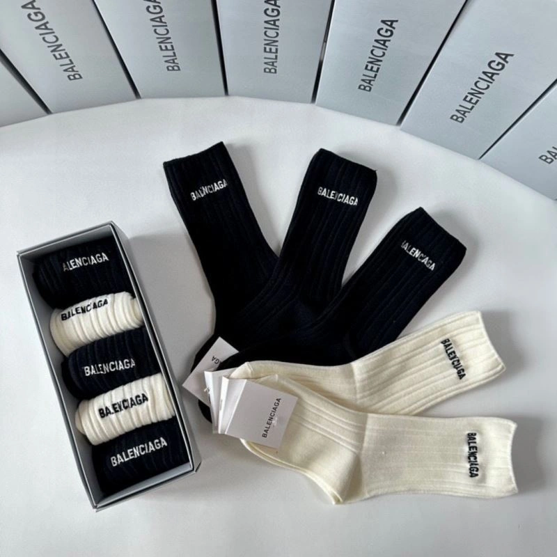 Sophisticated Balenciaga Socks 274056