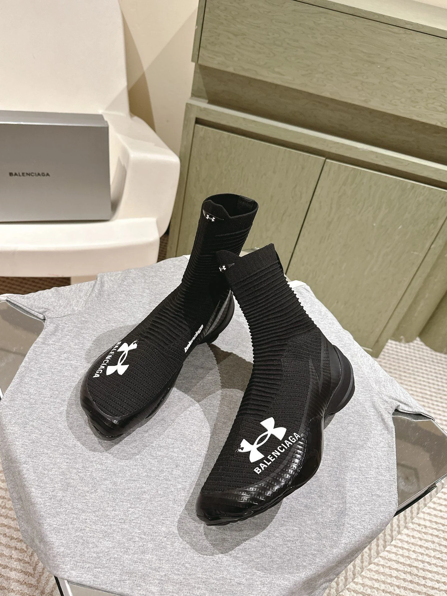 Balenciaga Speed Shoes Sophisticated 16799