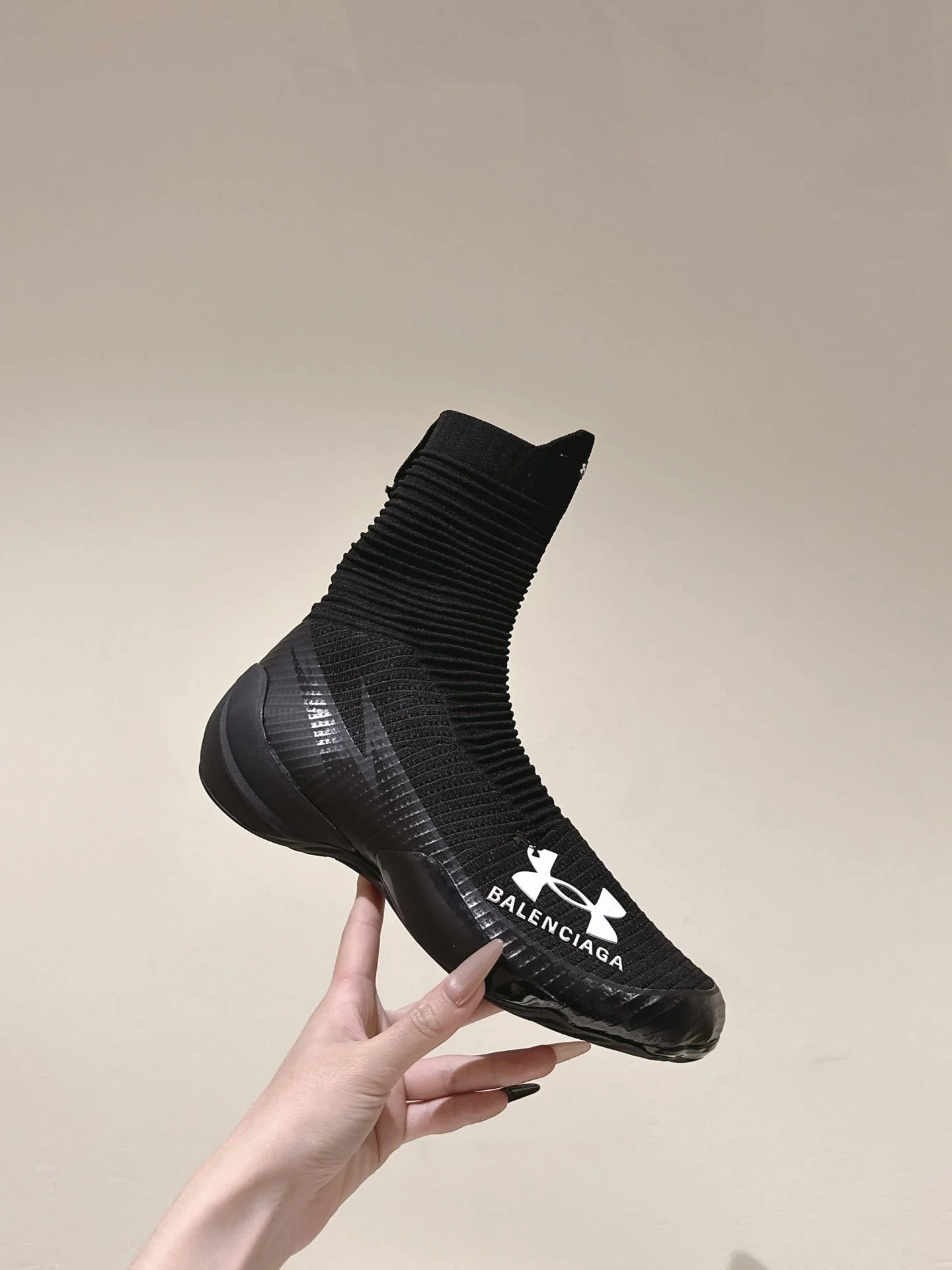 Balenciaga Speed Shoes Sophisticated 16799