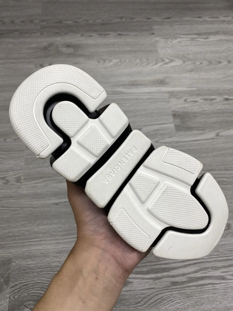 RelaxedFit Balenciaga Speed Shoes 16871