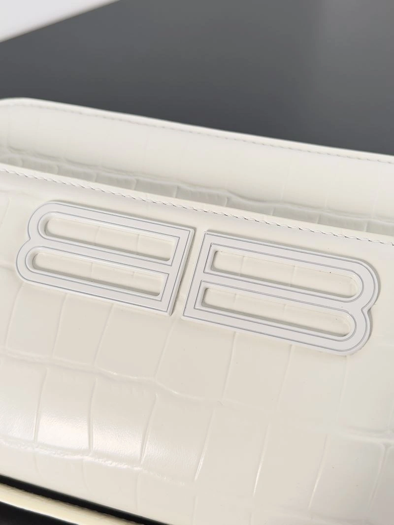 Flexible Balenciaga Spring 2022 Gossip Crossbody Bag in Embossed Leather 78602