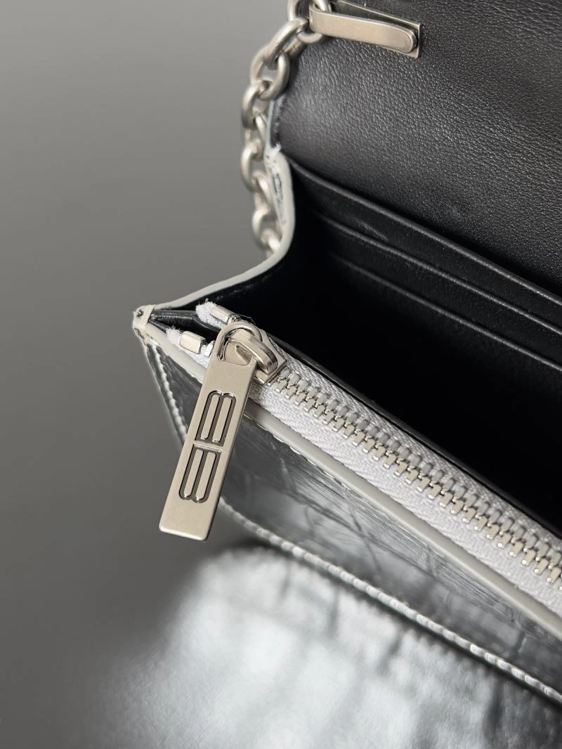 Balenciaga Spring 2022 Gossip Crossbody Bag with Double B Logo SunProtective 78620