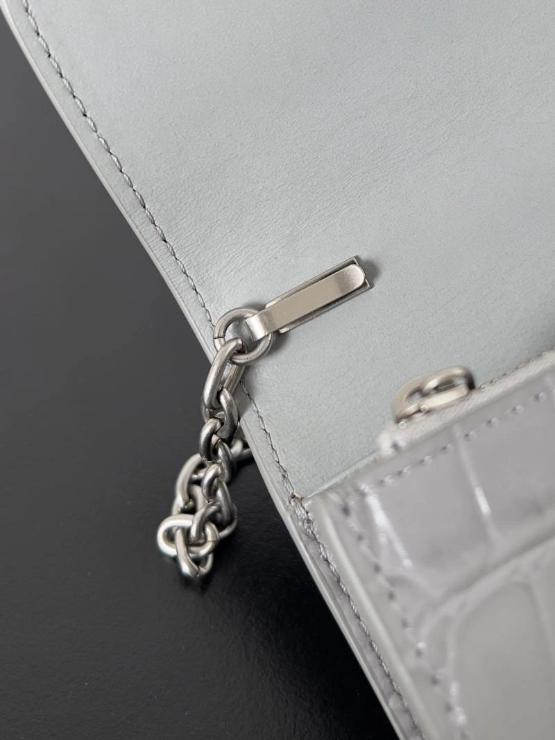 Balenciaga Spring 2022 Gossip Crossbody Bag with Double B Logo Snug 78617