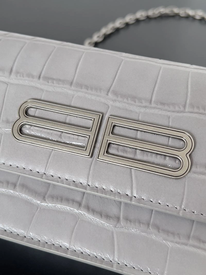 Balenciaga Spring 2022 Gossip Crossbody Bag with Double B Logo Snug 78617