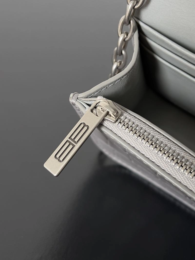 Balenciaga Spring 2022 Gossip Crossbody Bag with Double B Logo Snug 78617