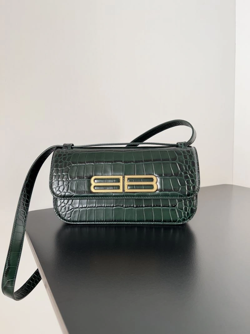 Effortless Balenciaga Spring 2022 Gossip Crossbody Bag with Double B Logo 78605