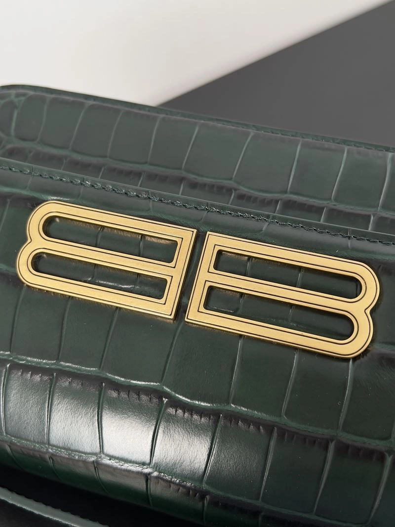 Effortless Balenciaga Spring 2022 Gossip Crossbody Bag with Double B Logo 78605