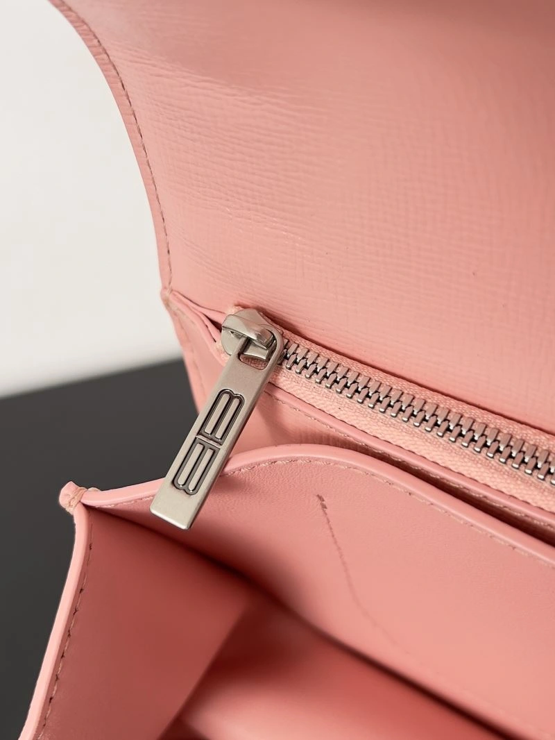 Minimalist Balenciaga Spring 2022 Gossip Embossed Cowhide Crossbody Bag 78595