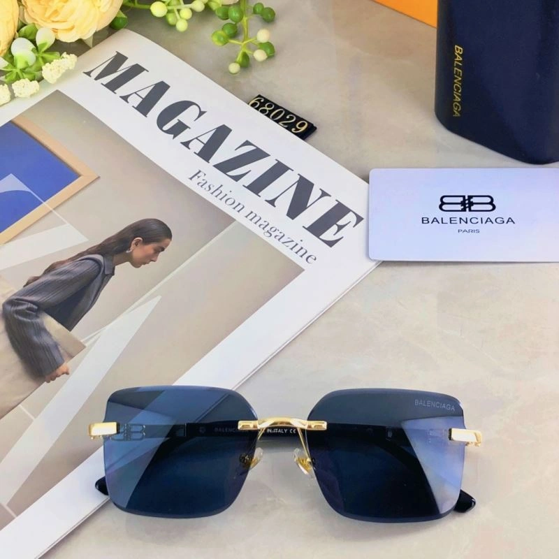 Balenciaga Sunglasses ComfortFit 277009