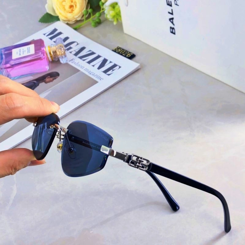 Seasonal Balenciaga Sunglasses 277024
