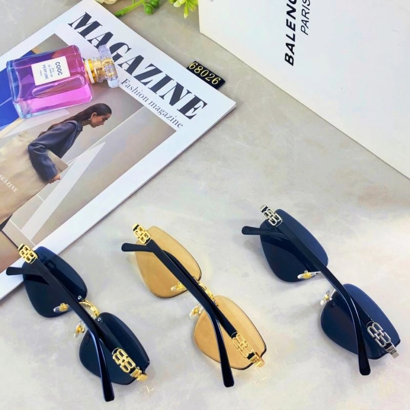 Seasonal Balenciaga Sunglasses 277024