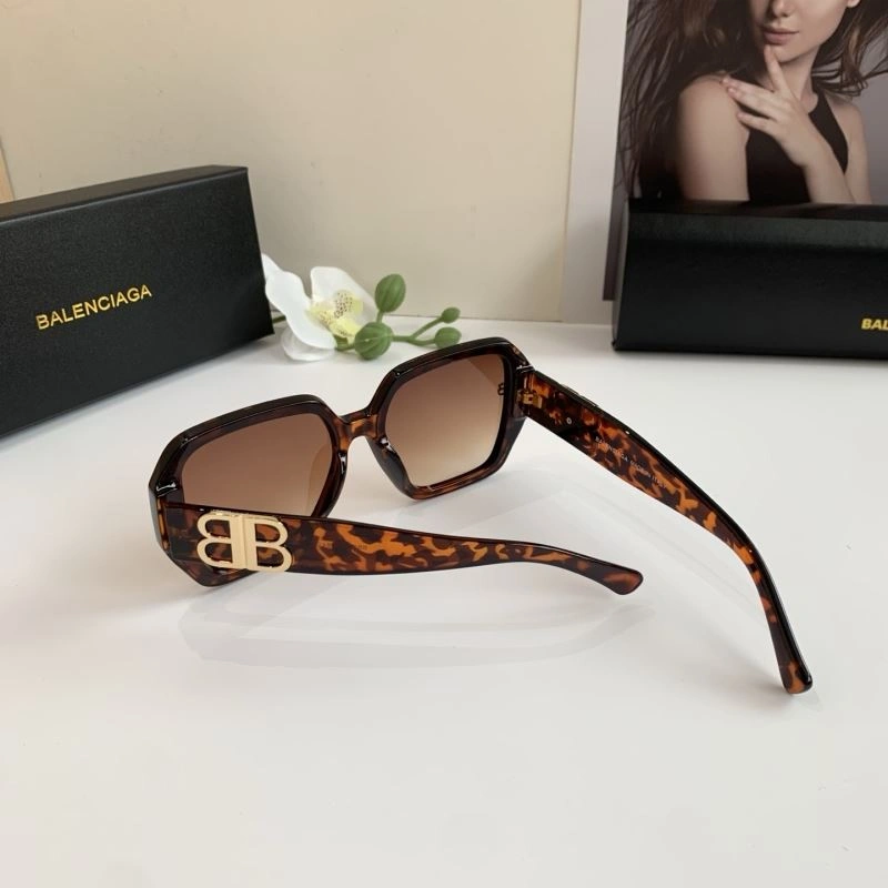 Youthful Balenciaga Sunglasses 277000