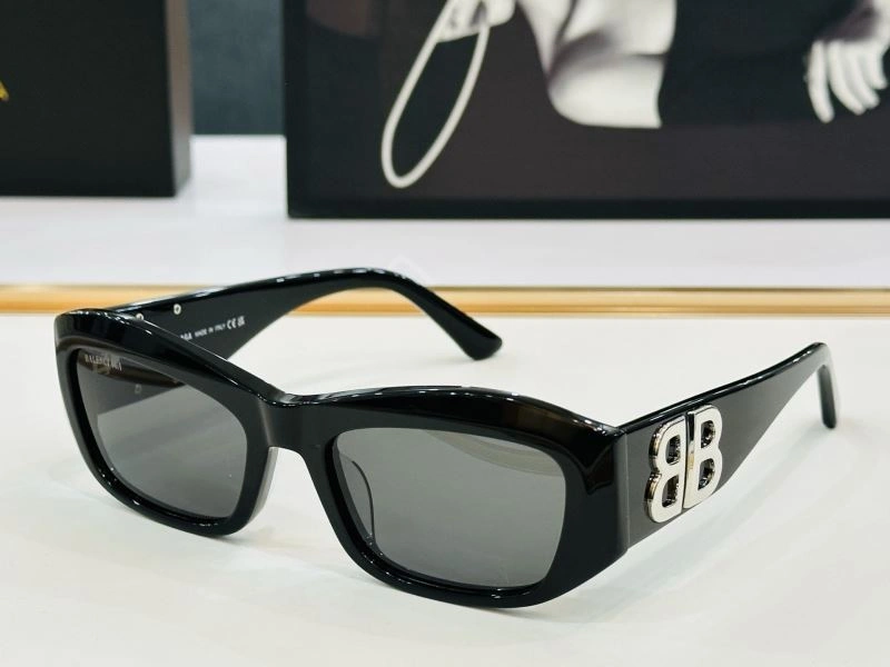 Balenciaga Sunglasses Breathable 276997