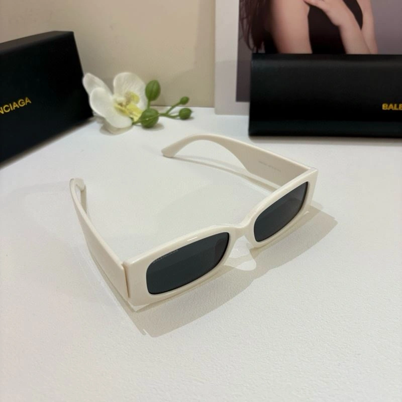 EasyCare Balenciaga Sunglasses 276990