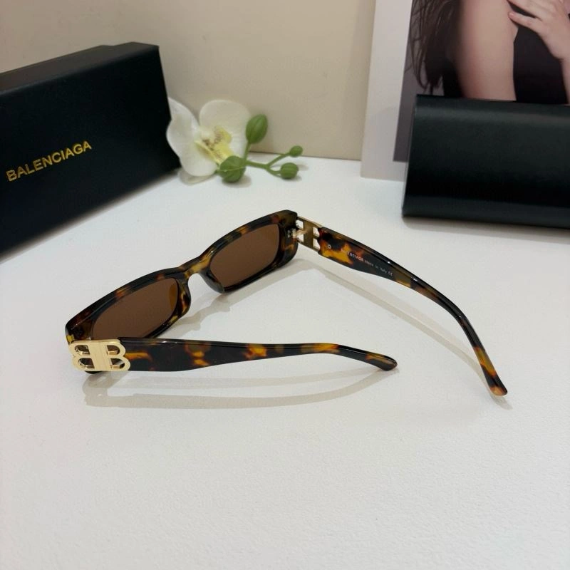 WrinkleFree Balenciaga Sunglasses 276986