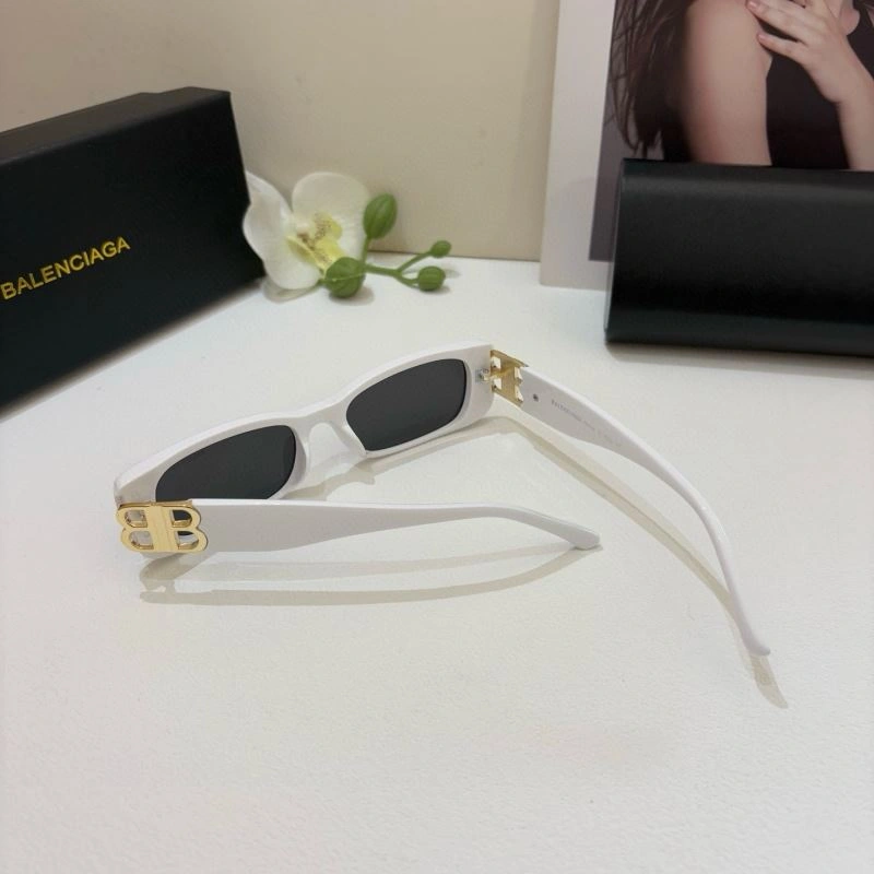 Balenciaga Sunglasses FreshLook 276970