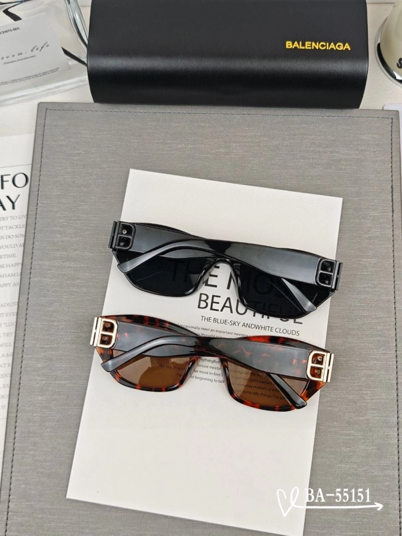 Balenciaga Sunglasses MultiPurpose 276964