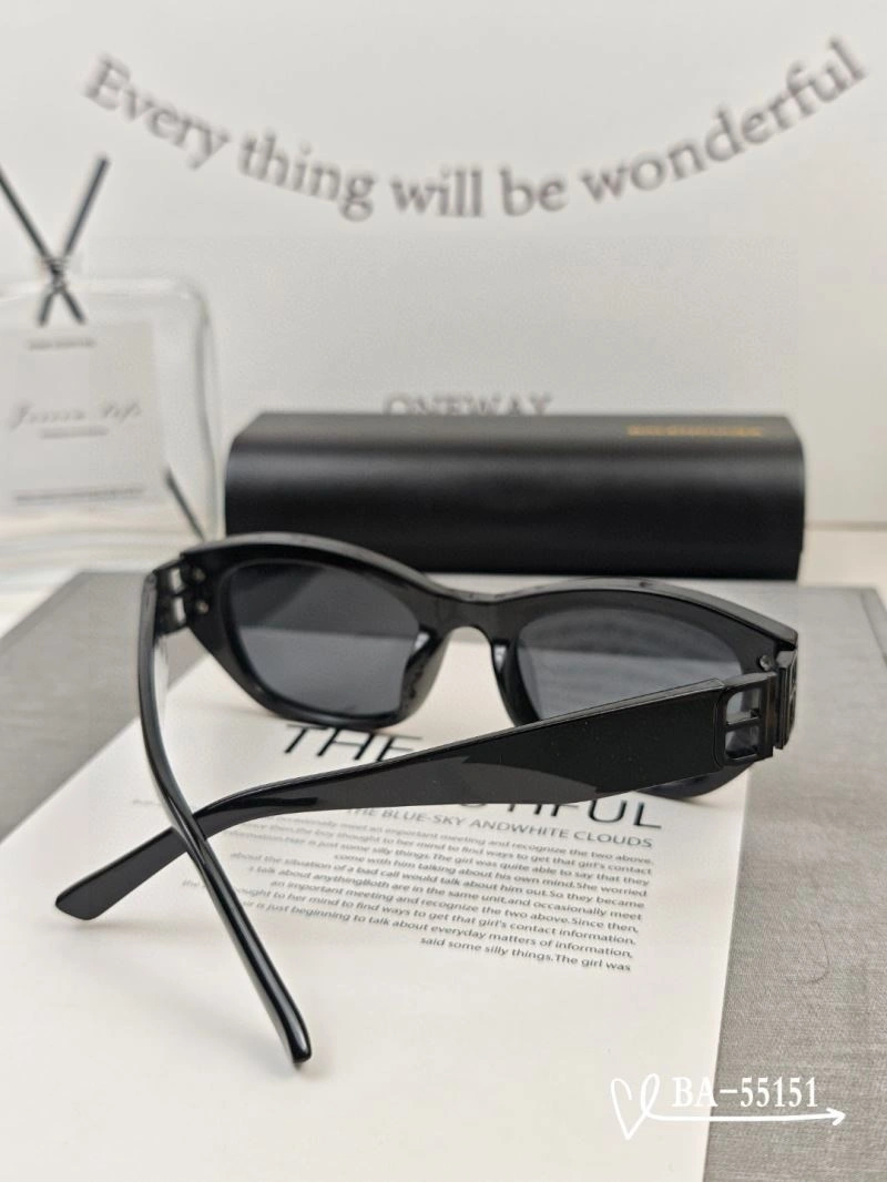 Balenciaga Sunglasses MultiPurpose 276964
