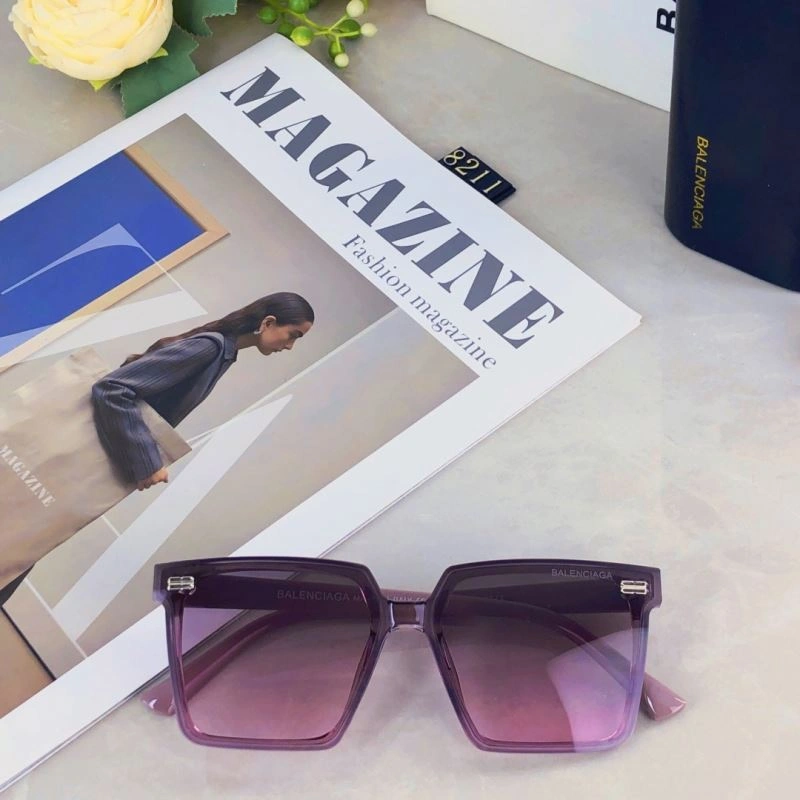 Balenciaga Sunglasses Compact 277011