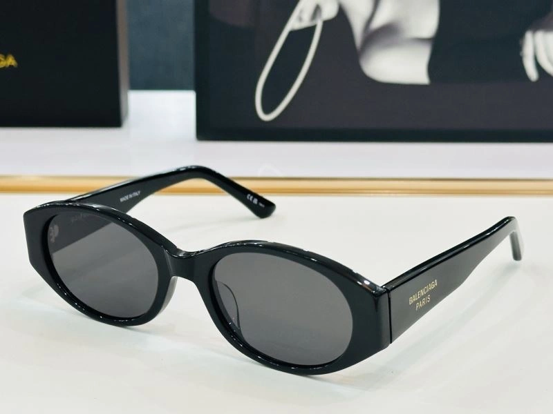 Balenciaga Sunglasses Practical 277012