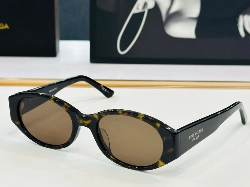 Balenciaga Sunglasses Practical 277012