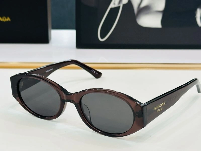 Balenciaga Sunglasses Practical 277012