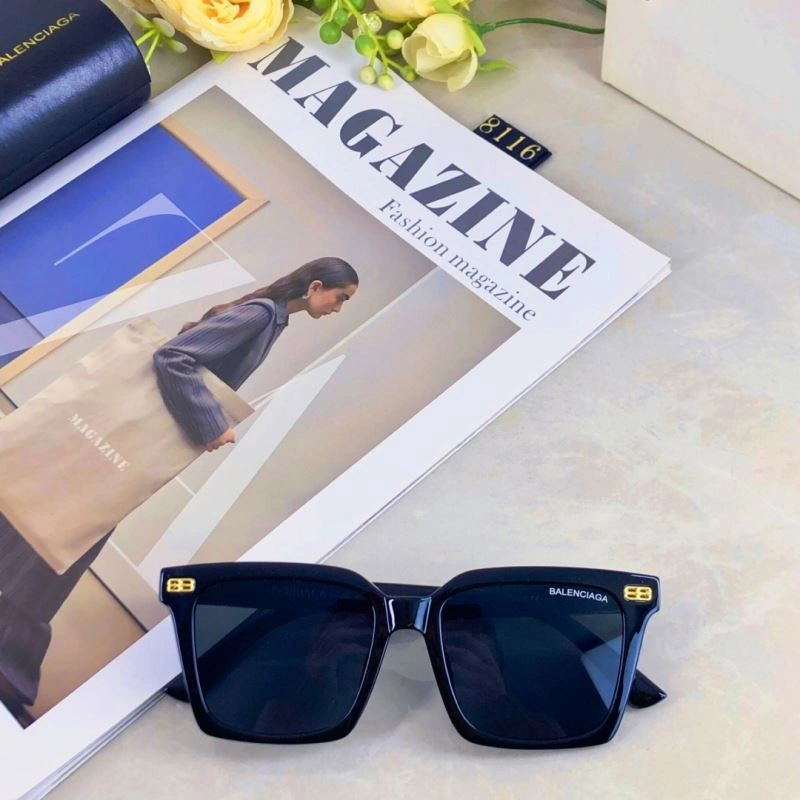 Balenciaga Sunglasses Breathable 277008