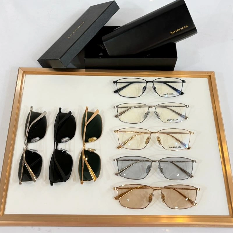Balenciaga Sunglasses OnTrend 277032