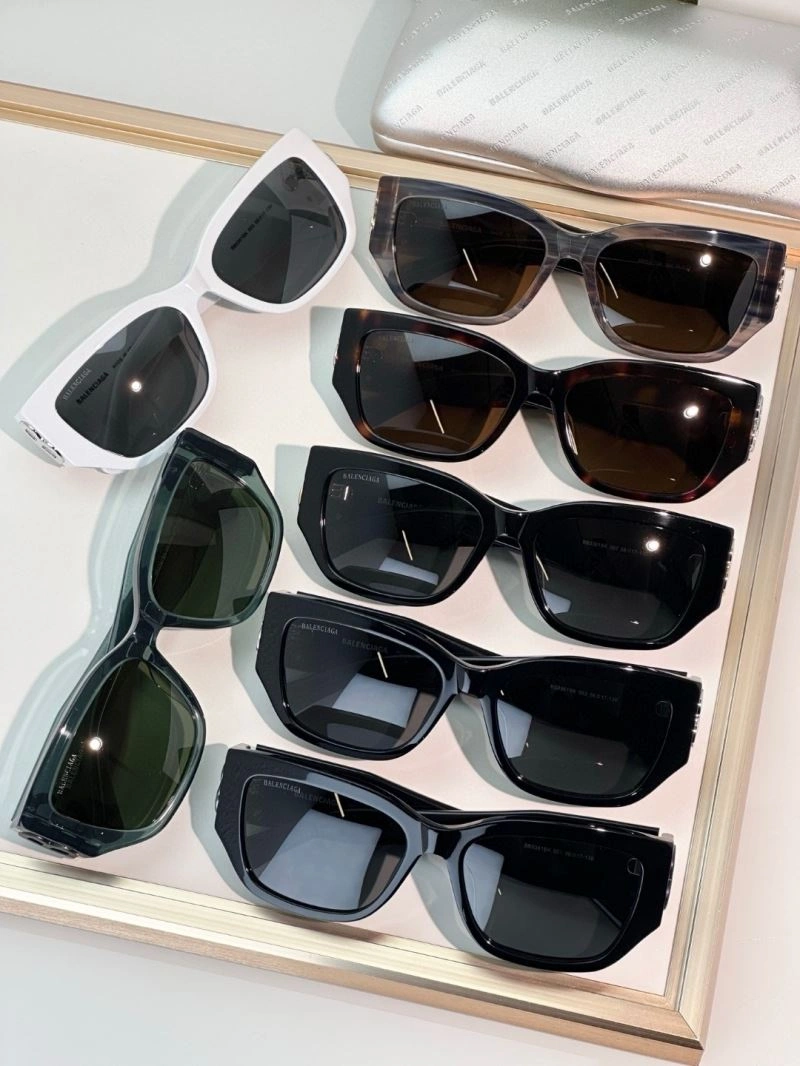 WellDesigned Balenciaga Sunglasses 277013