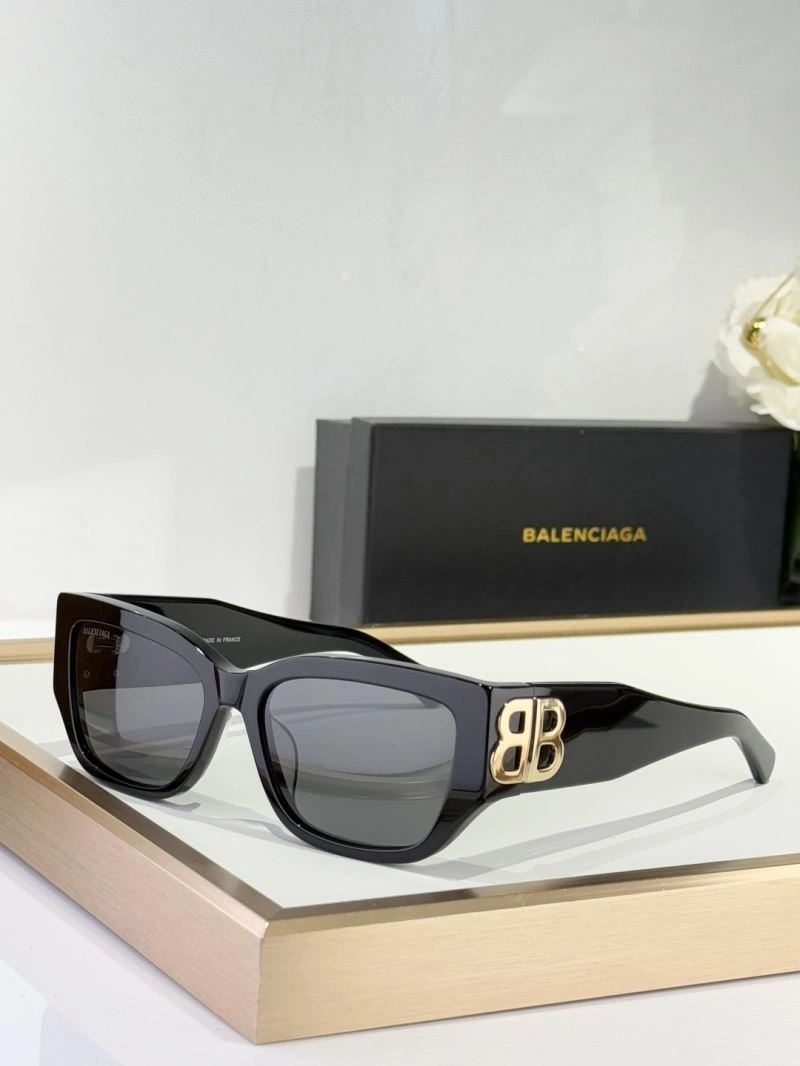 WellDesigned Balenciaga Sunglasses 277013