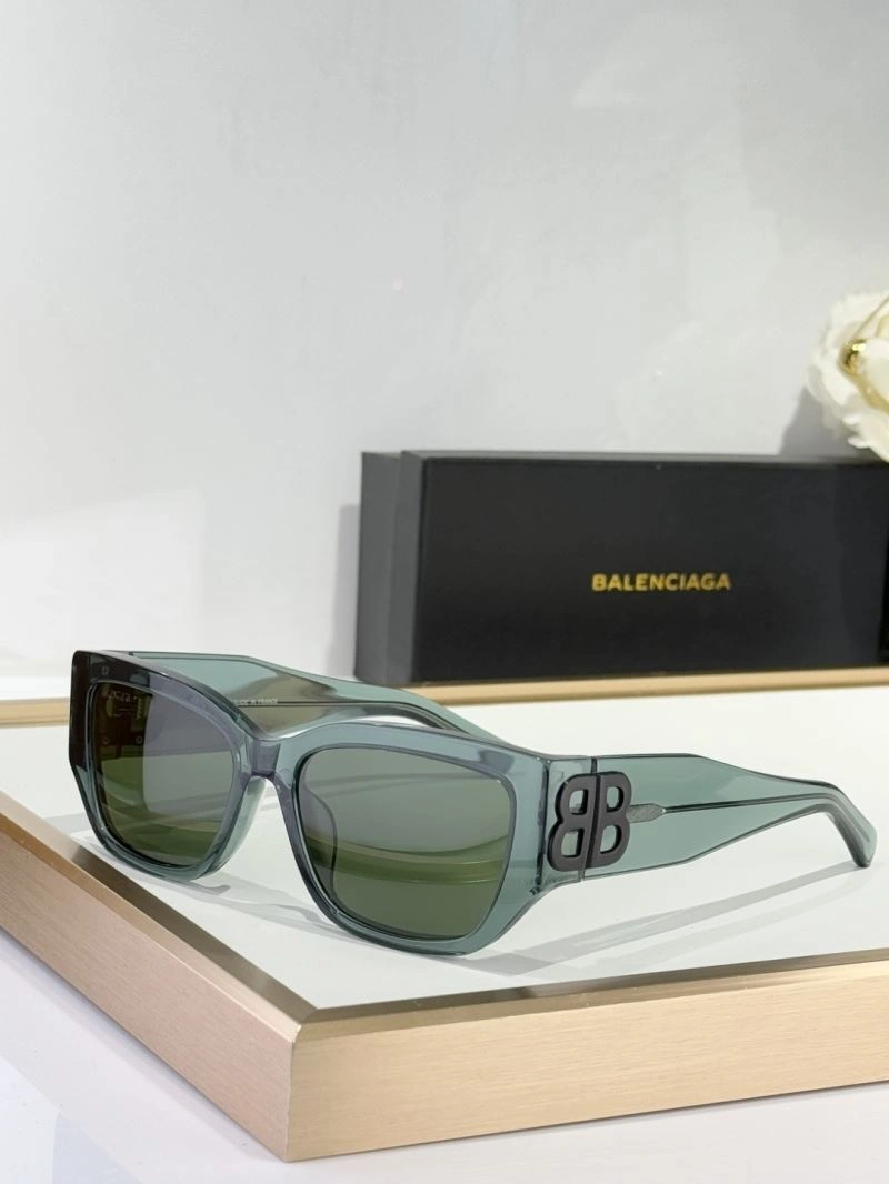 WellDesigned Balenciaga Sunglasses 277013
