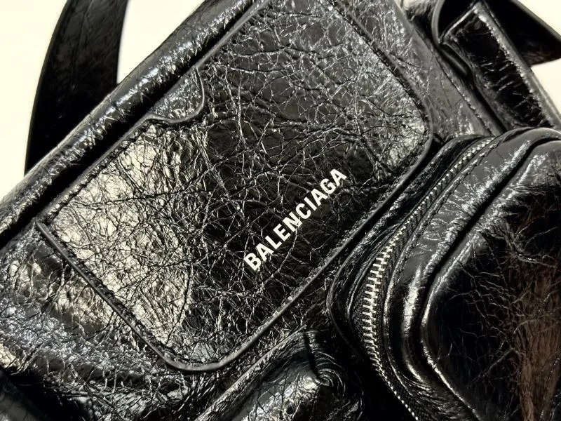 Balenciaga Superbusy Vintage Camera Bag - Spring Summer ModernLook 38246