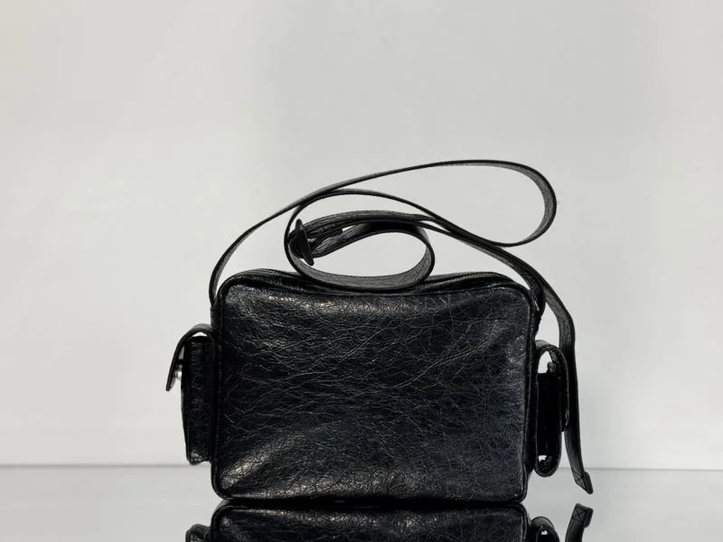 Balenciaga Superbusy Vintage Camera Bag - Spring Summer ModernLook 38246