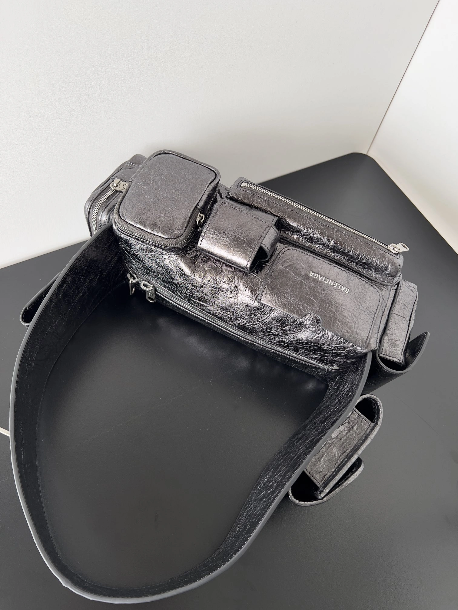 Stretchable Balenciaga Superbusy Vintage Lambskin Shoulder Bag - Dark Punk Tote 64711