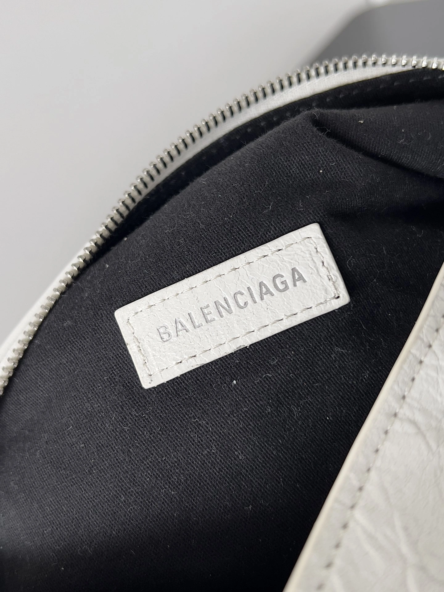 Stretchable Balenciaga Superbusy Vintage Lambskin Shoulder Bag - Dark Punk Tote 64658