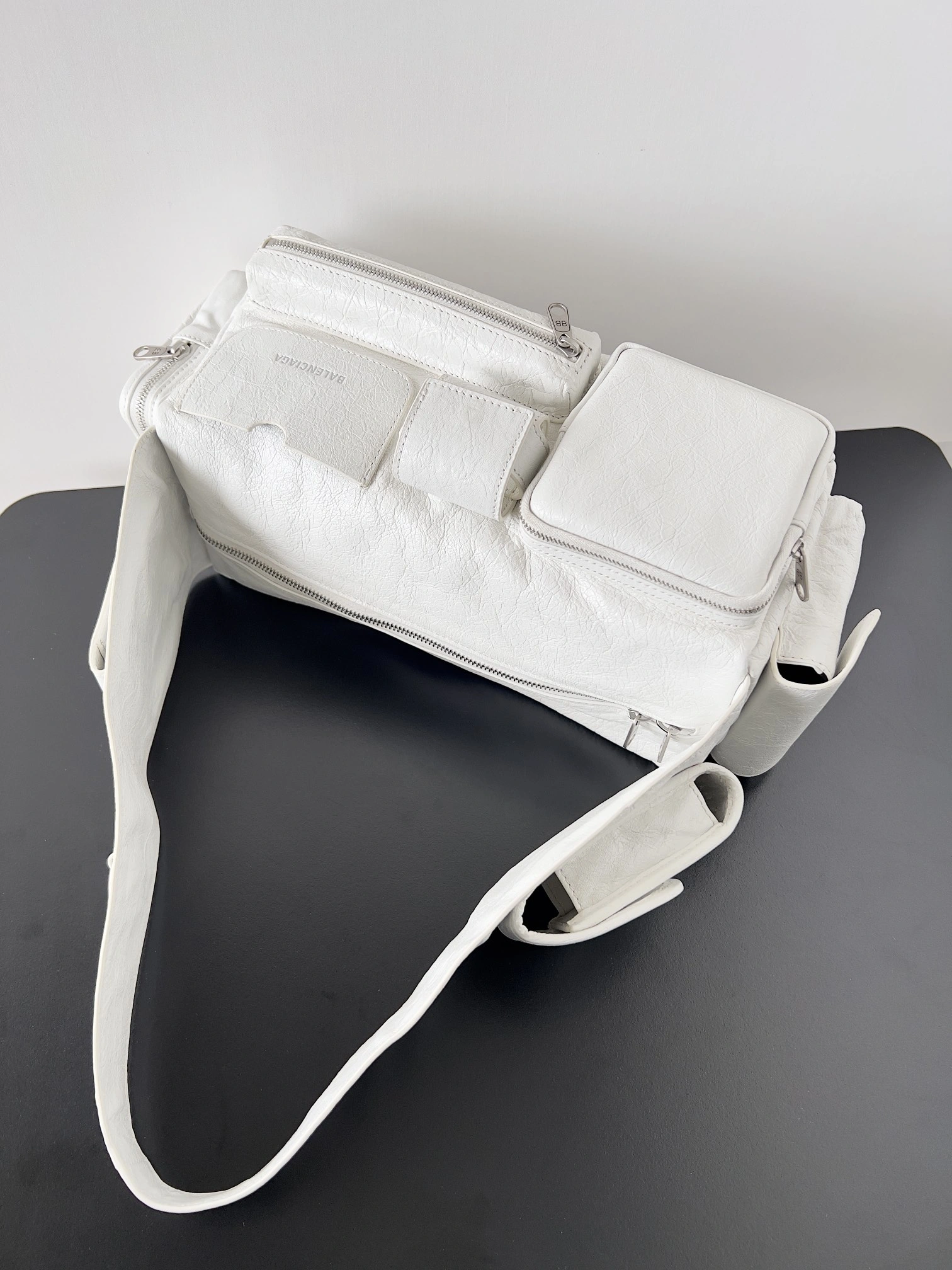 Stretchable Balenciaga Superbusy Vintage Lambskin Shoulder Bag - Dark Punk Tote 64658