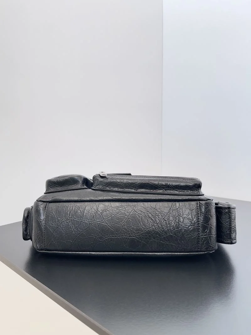 Balenciaga Superbusy Vintage Lambskin Shoulder Bag Chic 38288