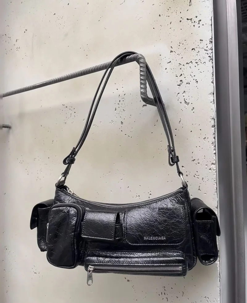 Balenciaga Superbusy Vintage Lambskin Shoulder Bag Chic 38288