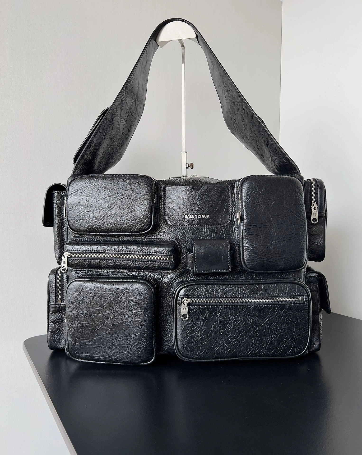 Balenciaga Superbusy Vintage Sheepskin Multifunctional Tote Bag SportInspired 64670