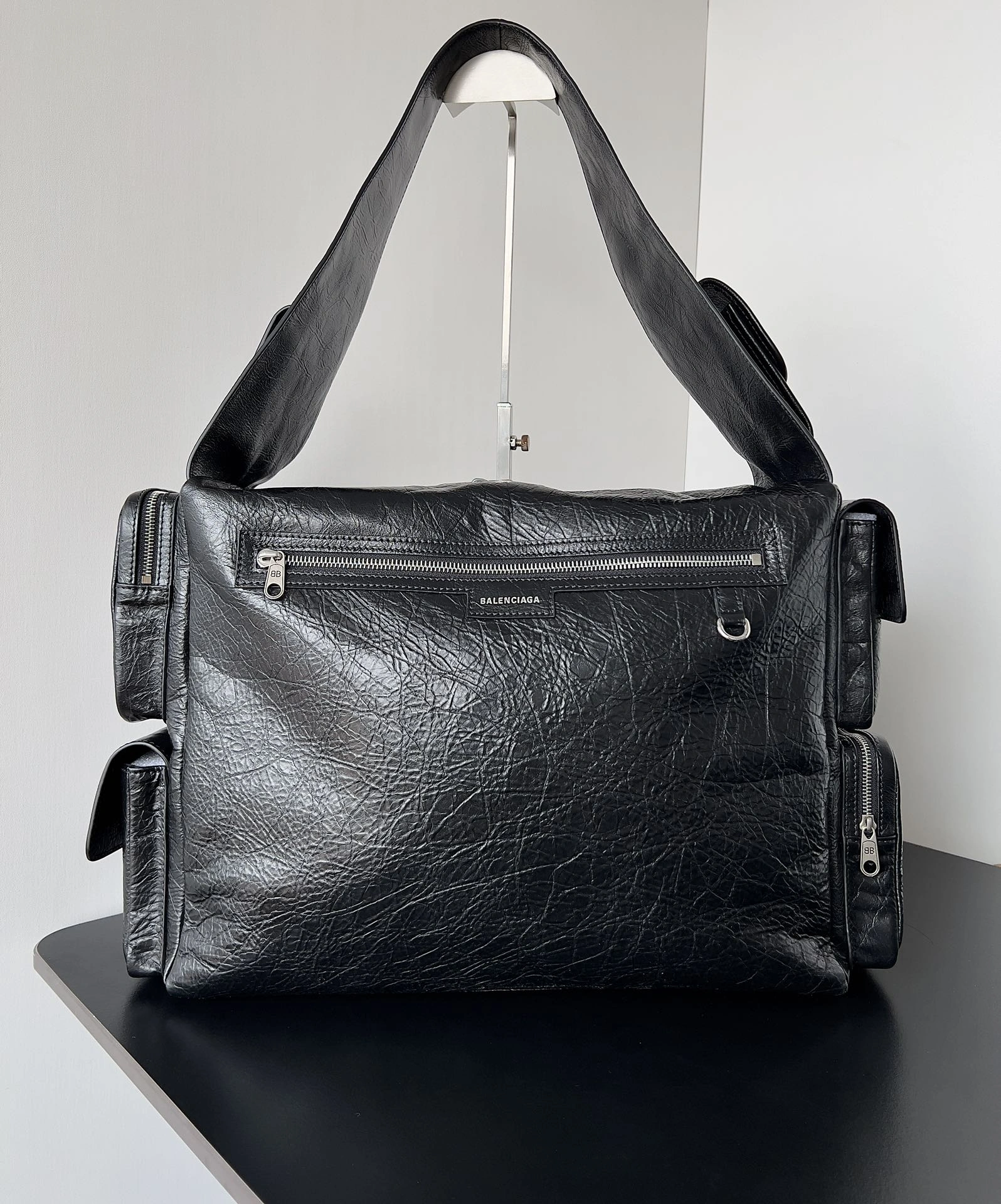 Balenciaga Superbusy Vintage Sheepskin Multifunctional Tote Bag SportInspired 64670