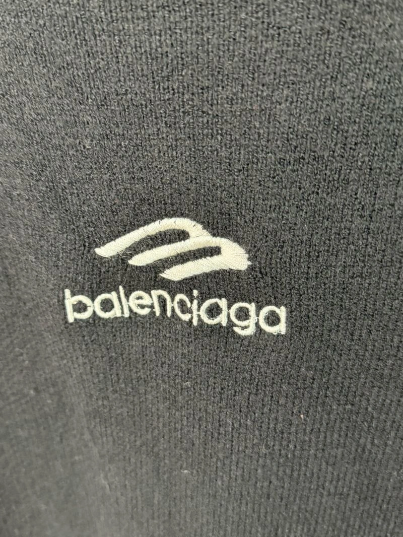 Balenciaga Sweaters Elegant 98610