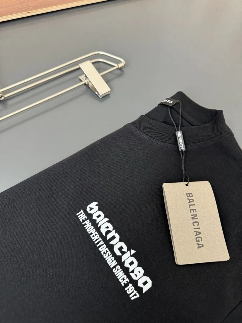 Elegant Balenciaga T-Shirts 96529