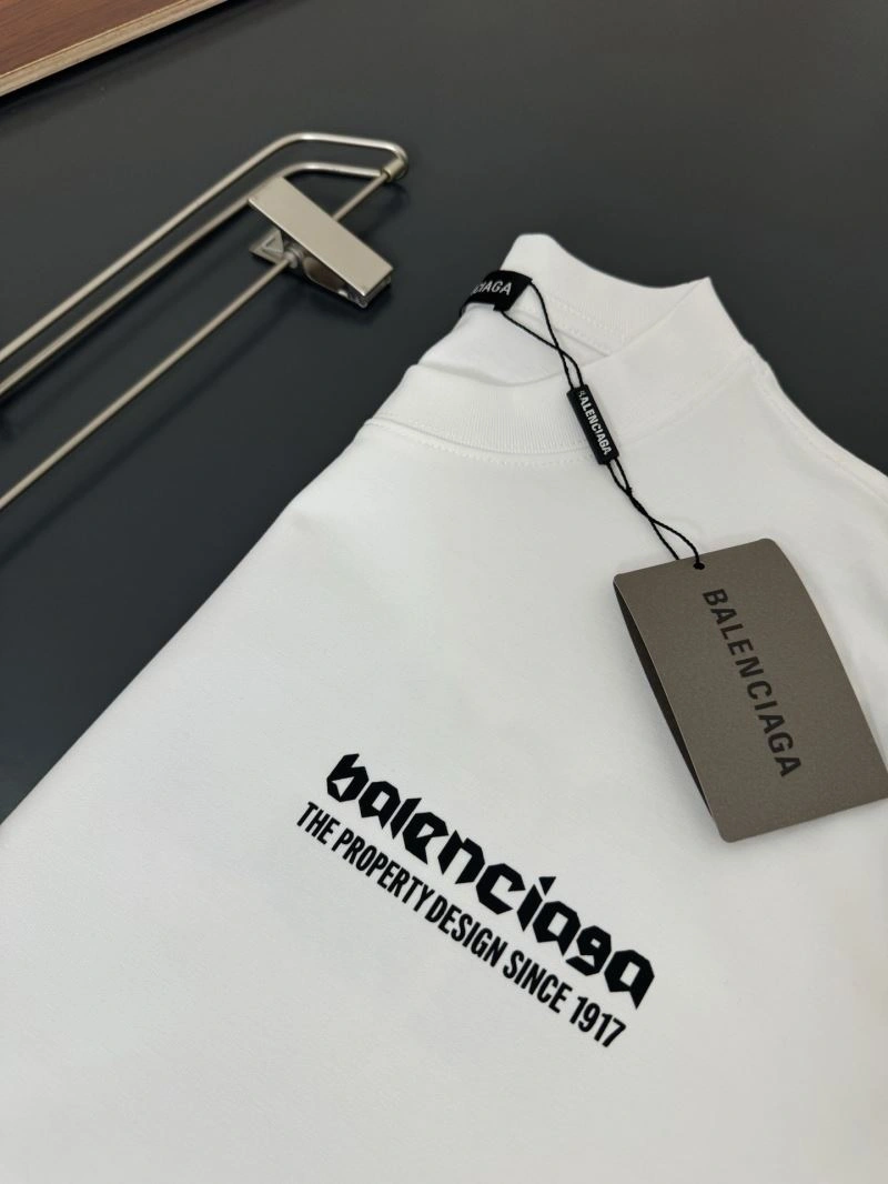 Elegant Balenciaga T-Shirts 96529