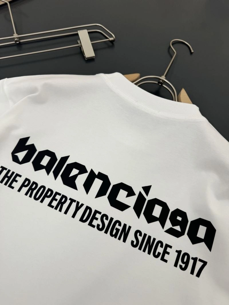 Elegant Balenciaga T-Shirts 96529