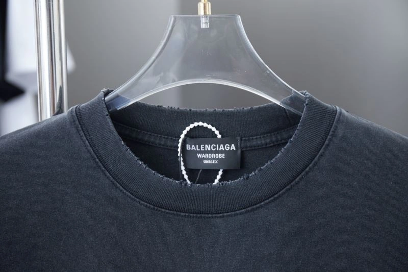 Balenciaga T-Shirts Fashionable 98580