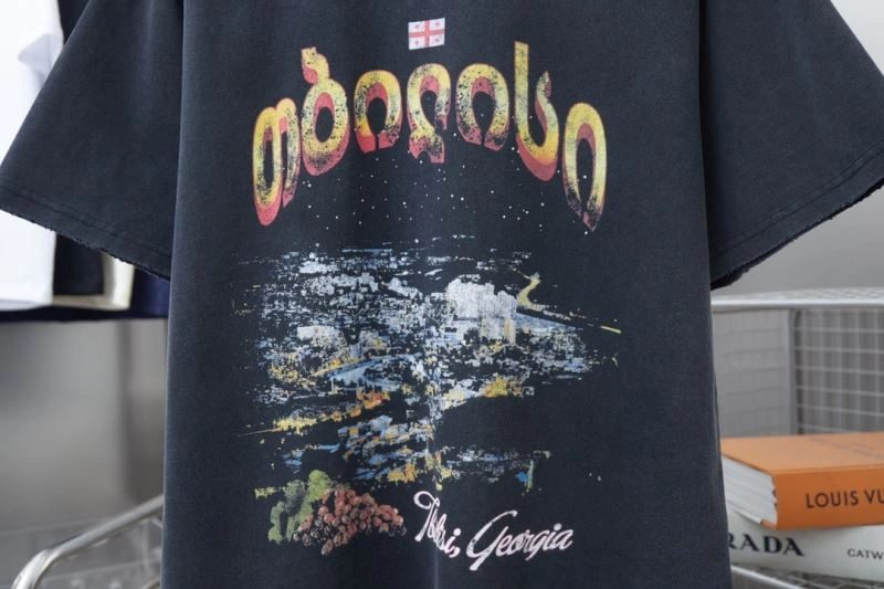 Balenciaga T-Shirts Fashionable 98580