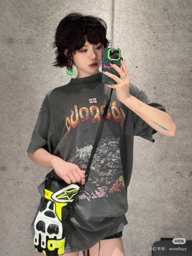 Balenciaga T-Shirts Fashionable 98580