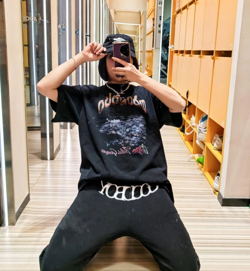 Balenciaga T-Shirts Fashionable 98580