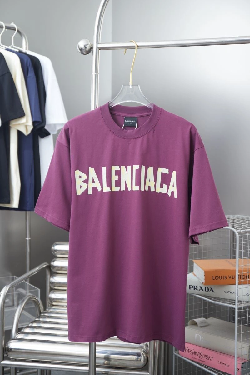 Sleek Balenciaga T-Shirts 98574