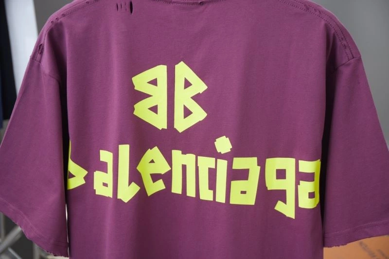 Sleek Balenciaga T-Shirts 98574